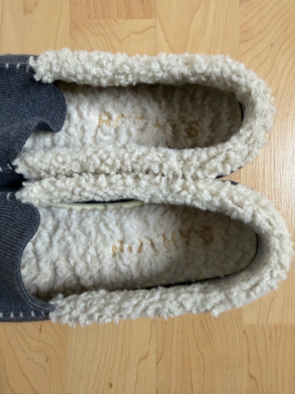 Rothy’s Merino Wool Sherpa Slippers Gray Moccasin House Shoes Size 7 - Picture 2 of 7